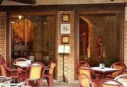 מלון Del Rincon 3*